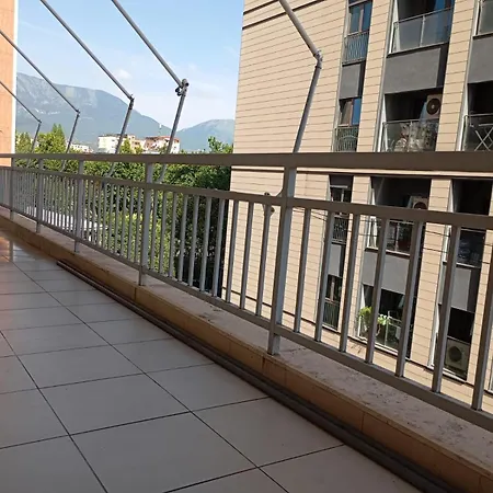 Apartment Royal Tag Opposite Nalu Restaurant